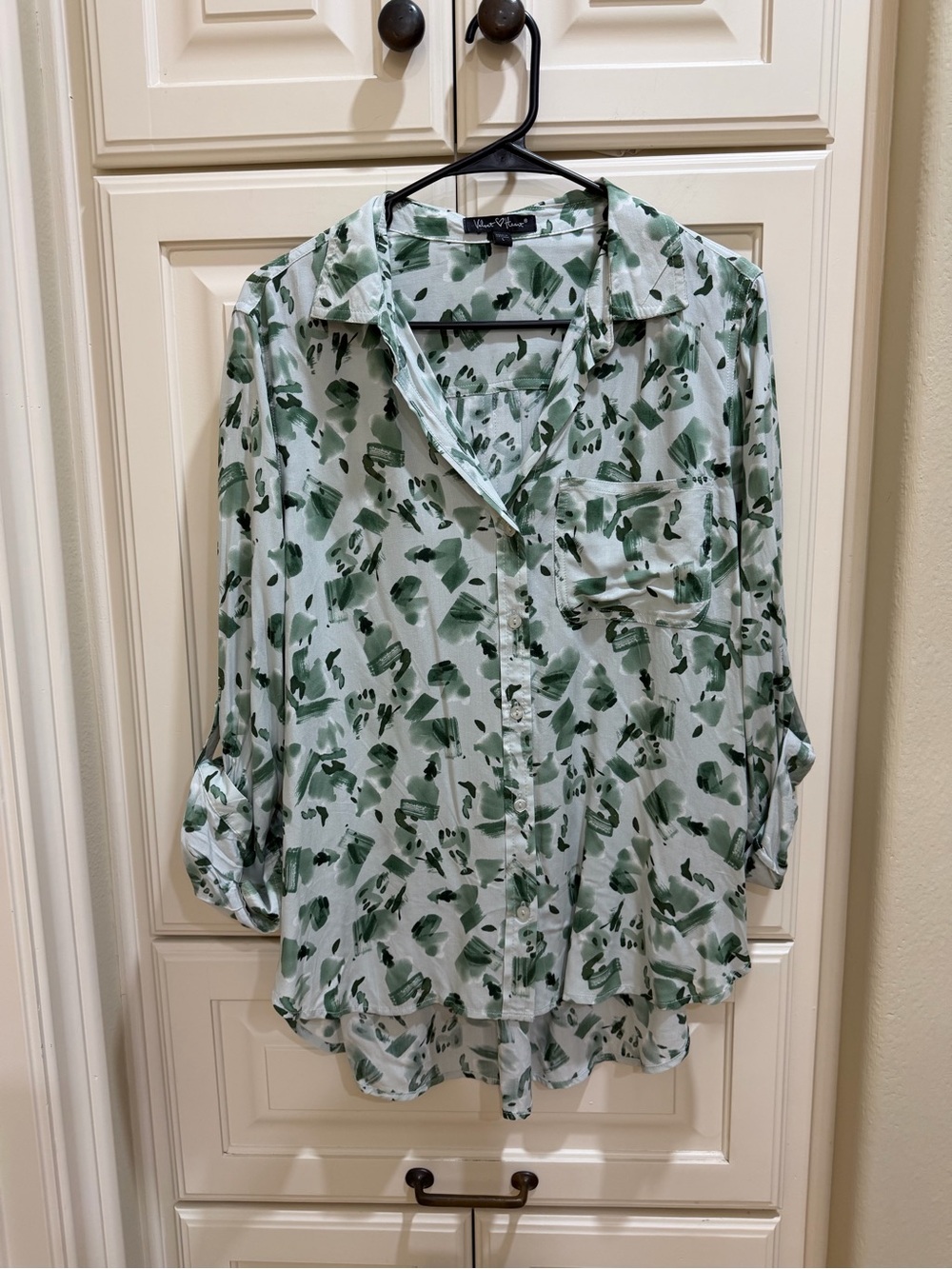 Velvet Heart White and Green Brushstroke Print Button-Down Shirt